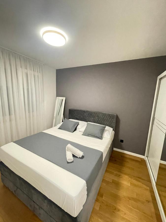 Apartament Naomi Znjan *